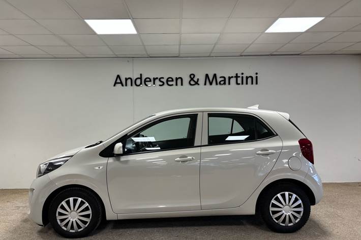 Beige Kia Picanto fra 2018