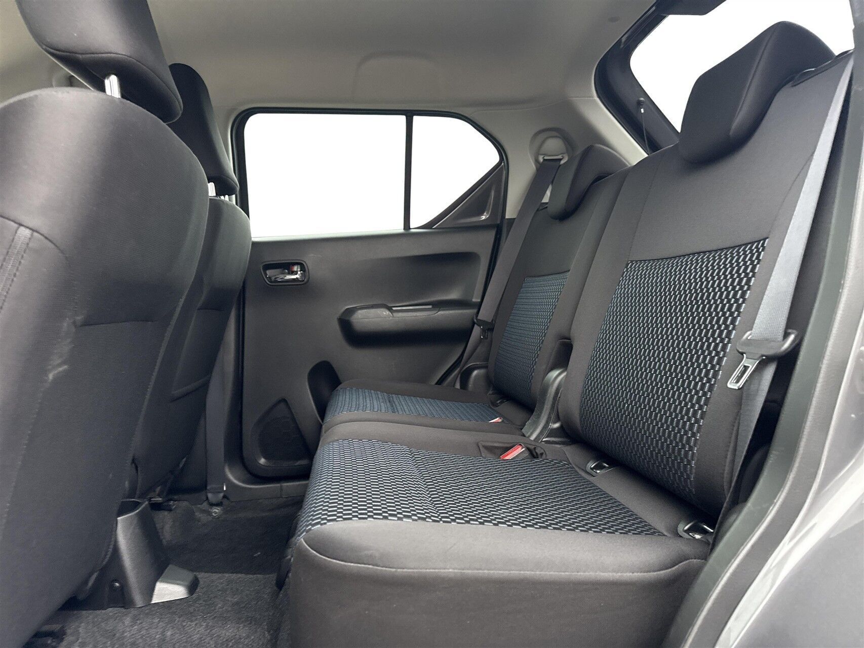 Suzuki Ignis 1,2 Dualjet  Mild hybrid Adventure Hybrid 83HK 5d