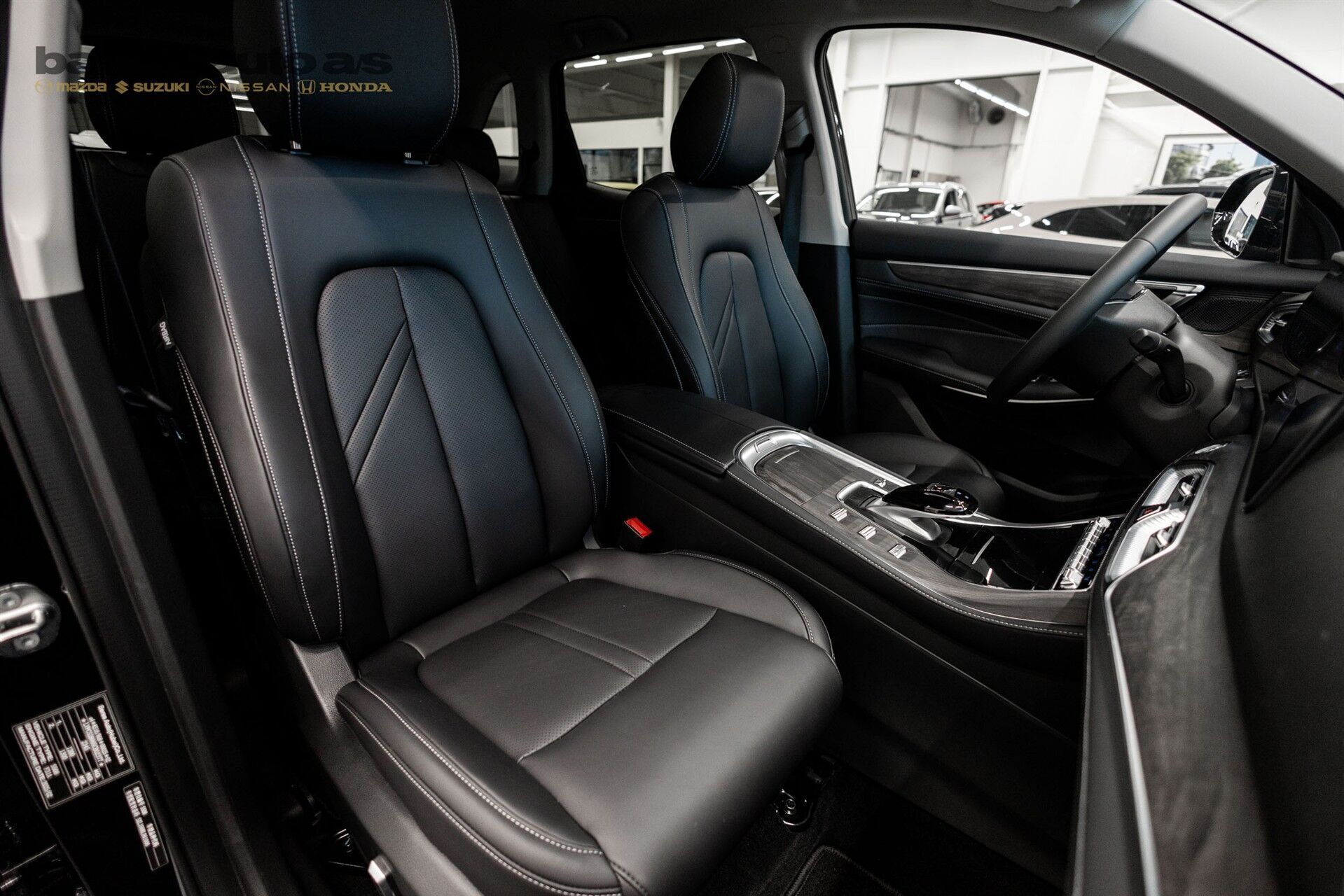 Sort Navor E5 fra 2025