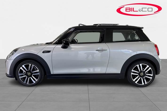 Hvid Mini Cooper fra 2022