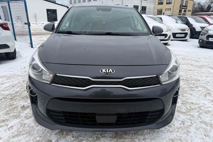 Grå Kia Rio fra 2017