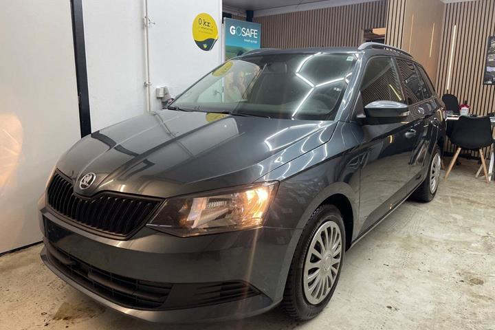 Grøn Skoda Fabia fra 2017 set udefra