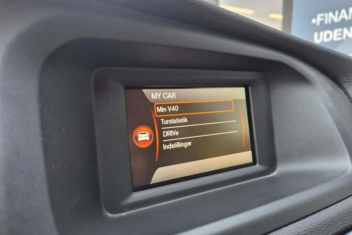 Sort Volvo V40 CC fra 2013