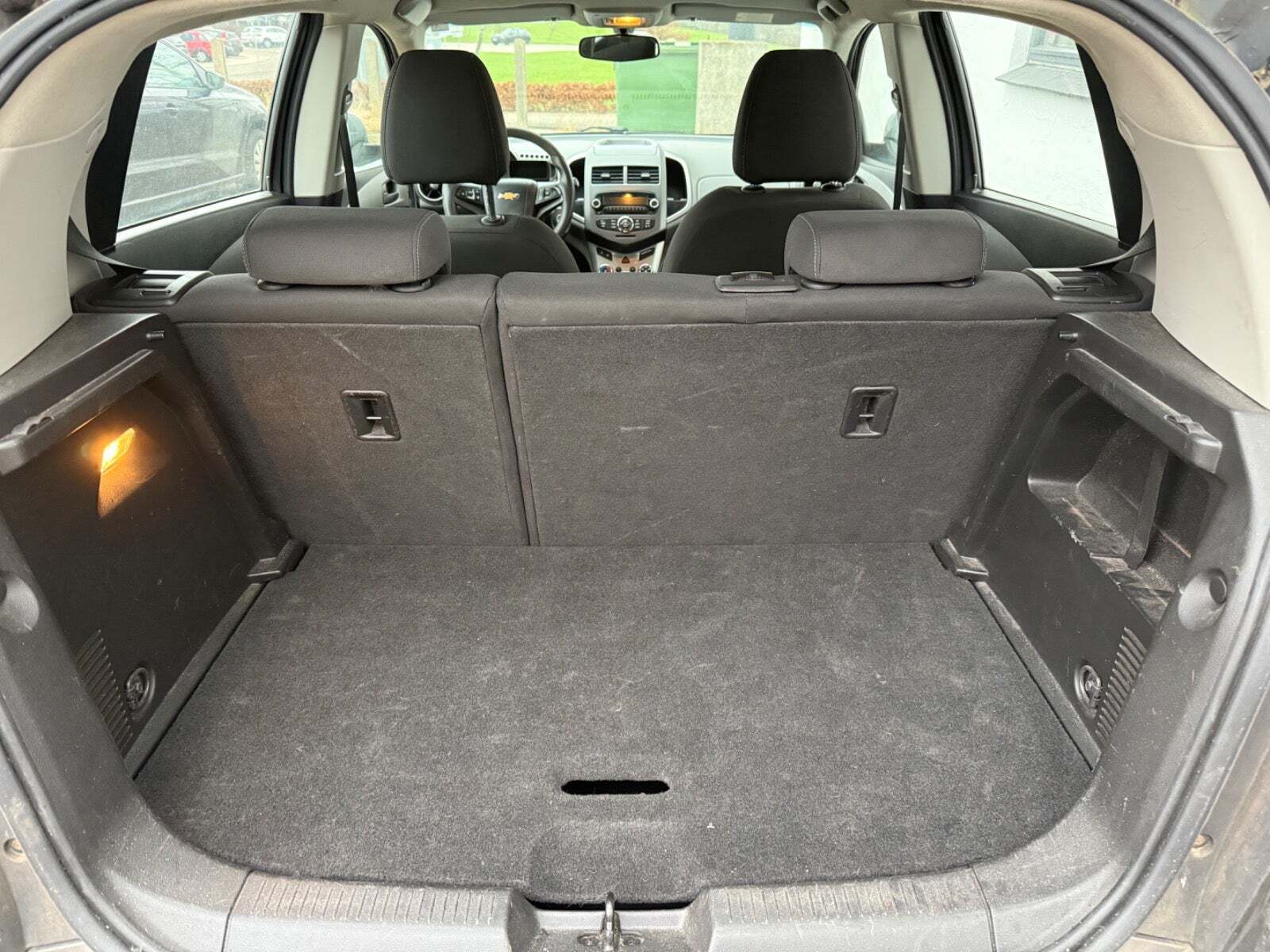 Sort Chevrolet Aveo fra 2012