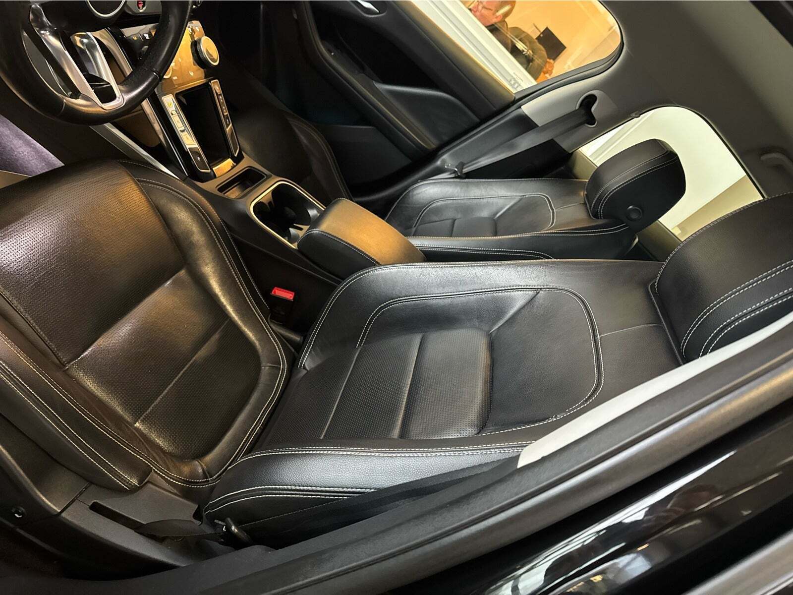 Sort Jaguar I-Pace fra 2019