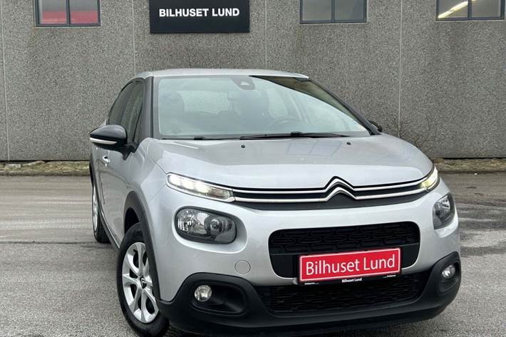 Sølv Citroën C3 fra 2018 set udefra