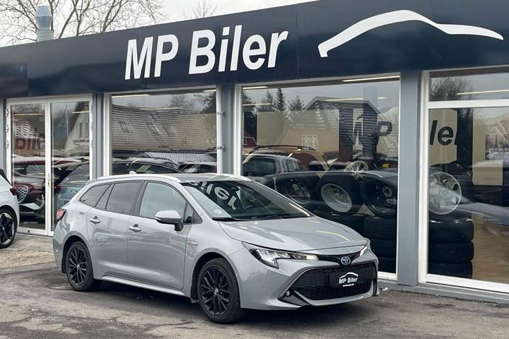 Grå Toyota Corolla fra 2020