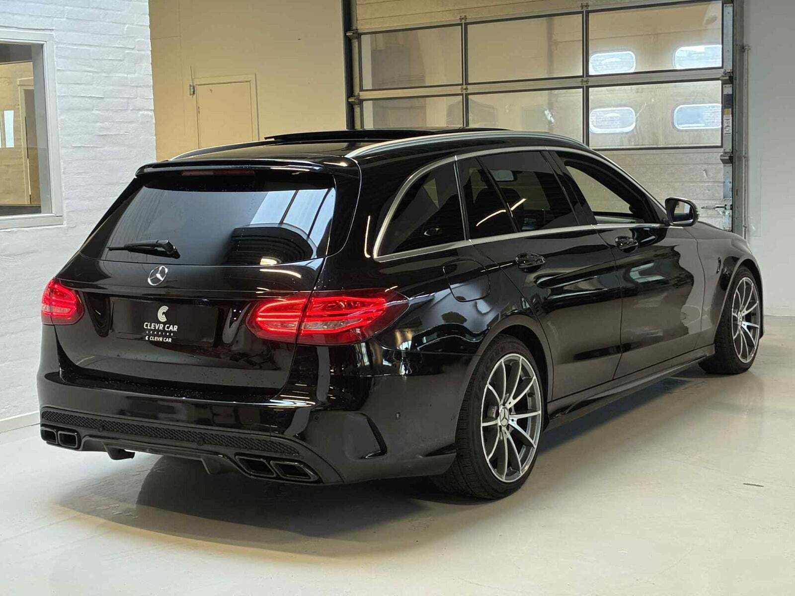 Sort Mercedes C63 fra 2017