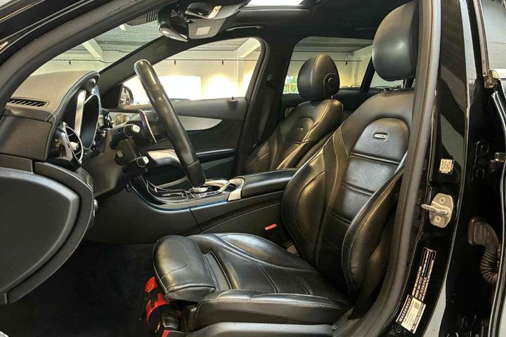 Sort Mercedes C63 fra 2017