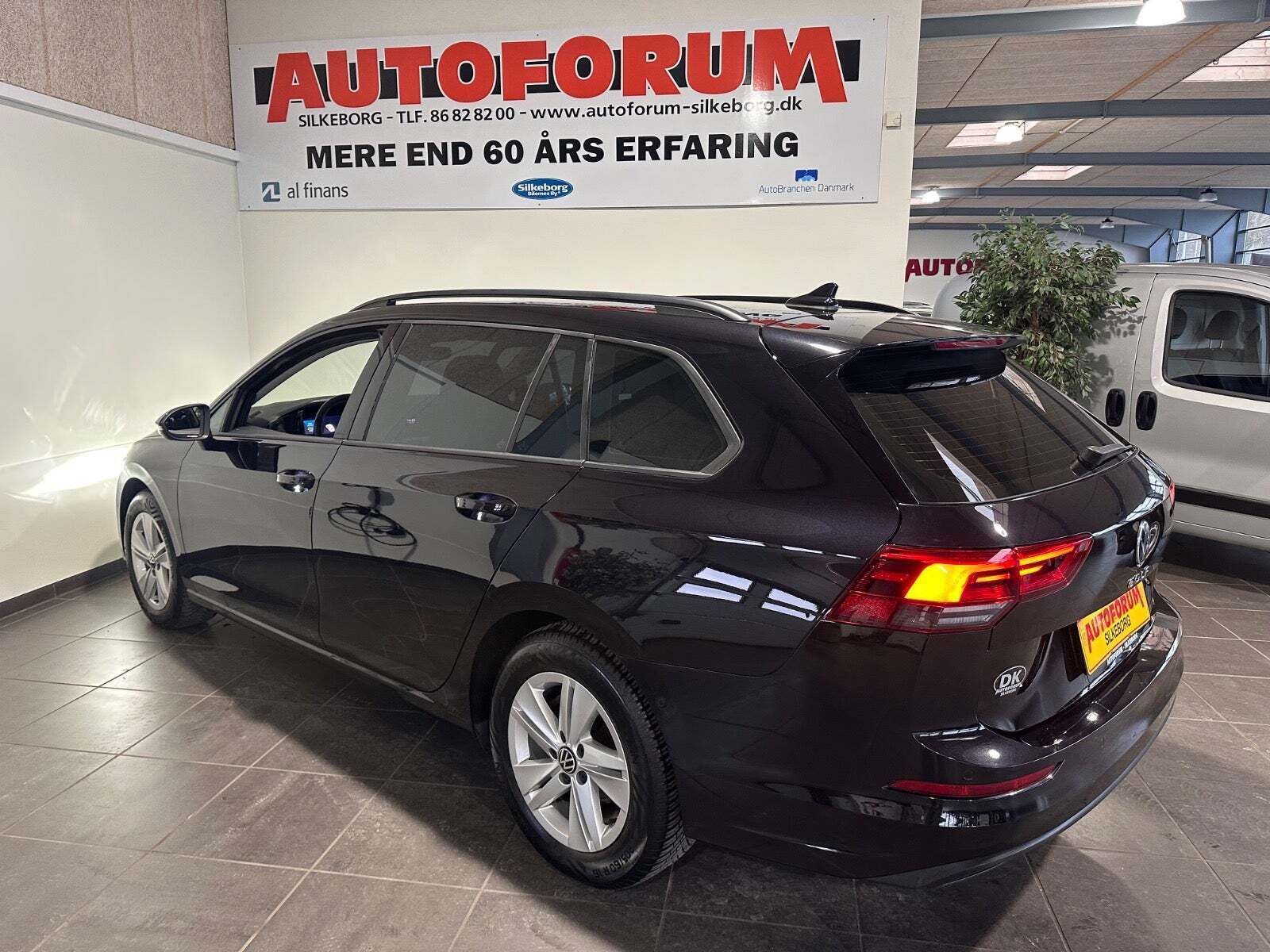 Sort VW Golf VIII fra 2023