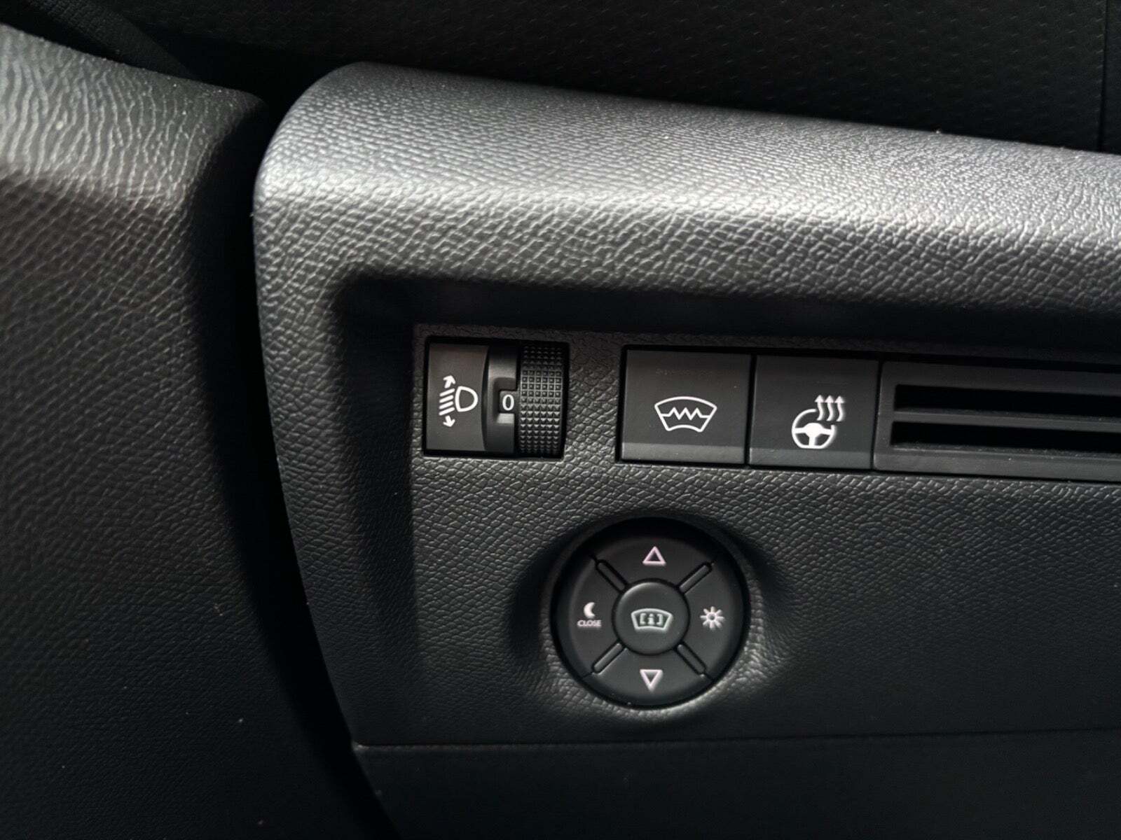 Rød Citroën ë-C4 fra 2024