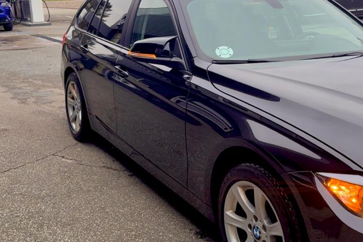 Sort BMW 3-Serie fra 2014