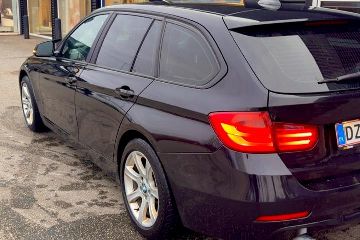 Sort BMW 3-Serie fra 2014