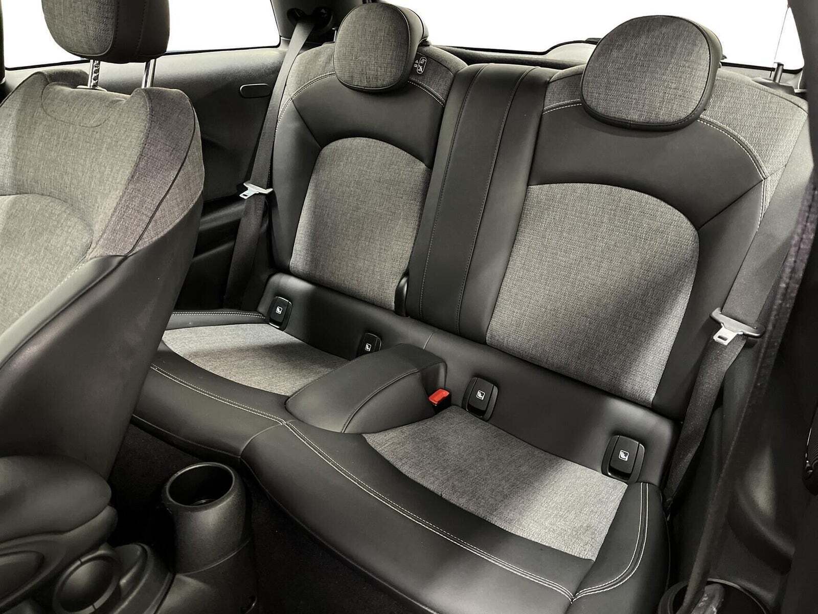 Mini Cooper SE Classic Trim