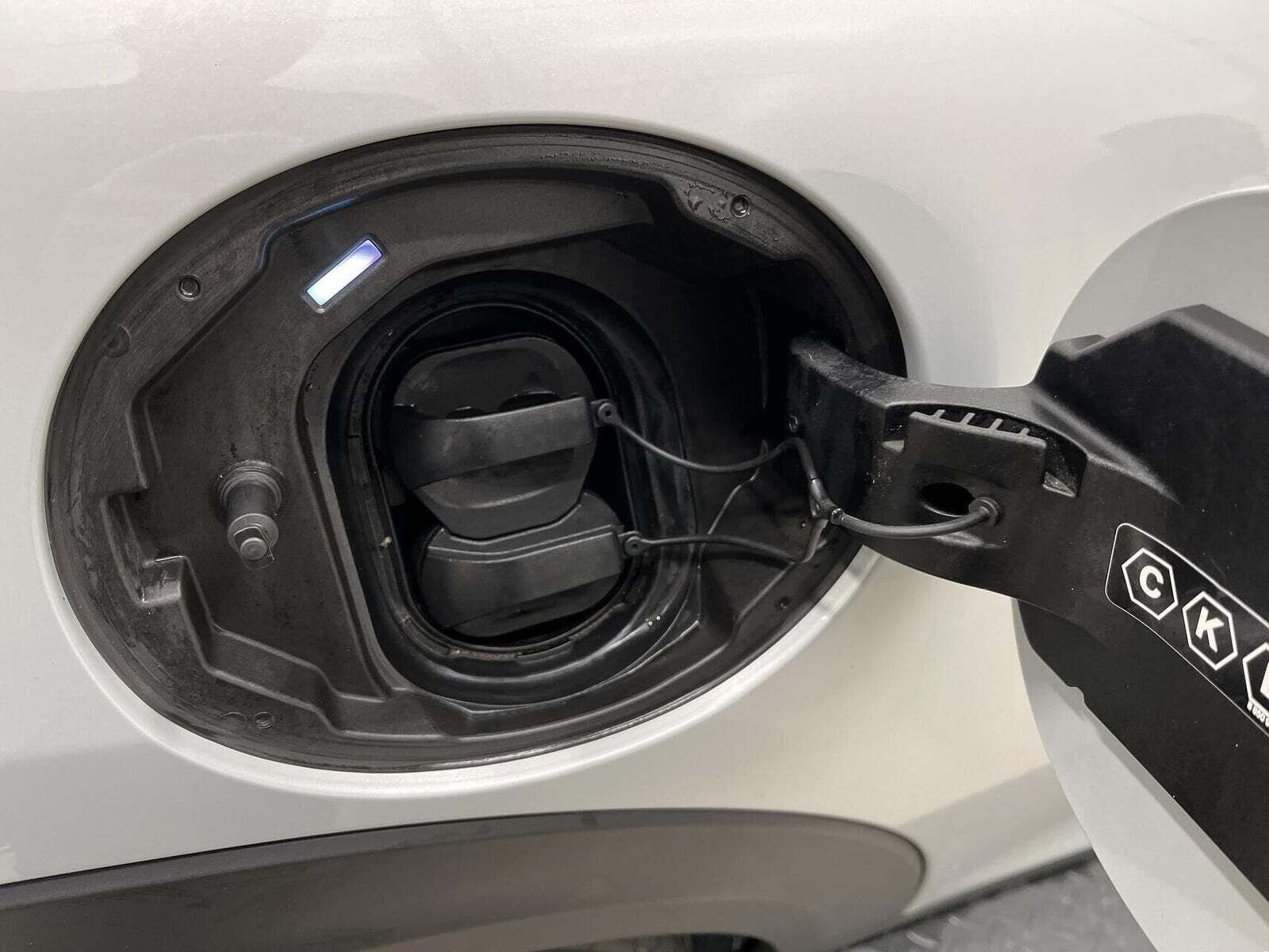 Sølv Mini Cooper SE fra 2022