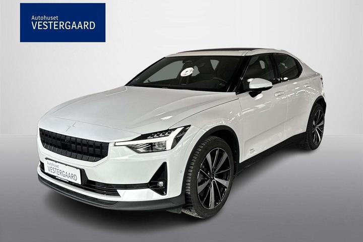 Hvid Polestar 2 fra 2023 set udefra