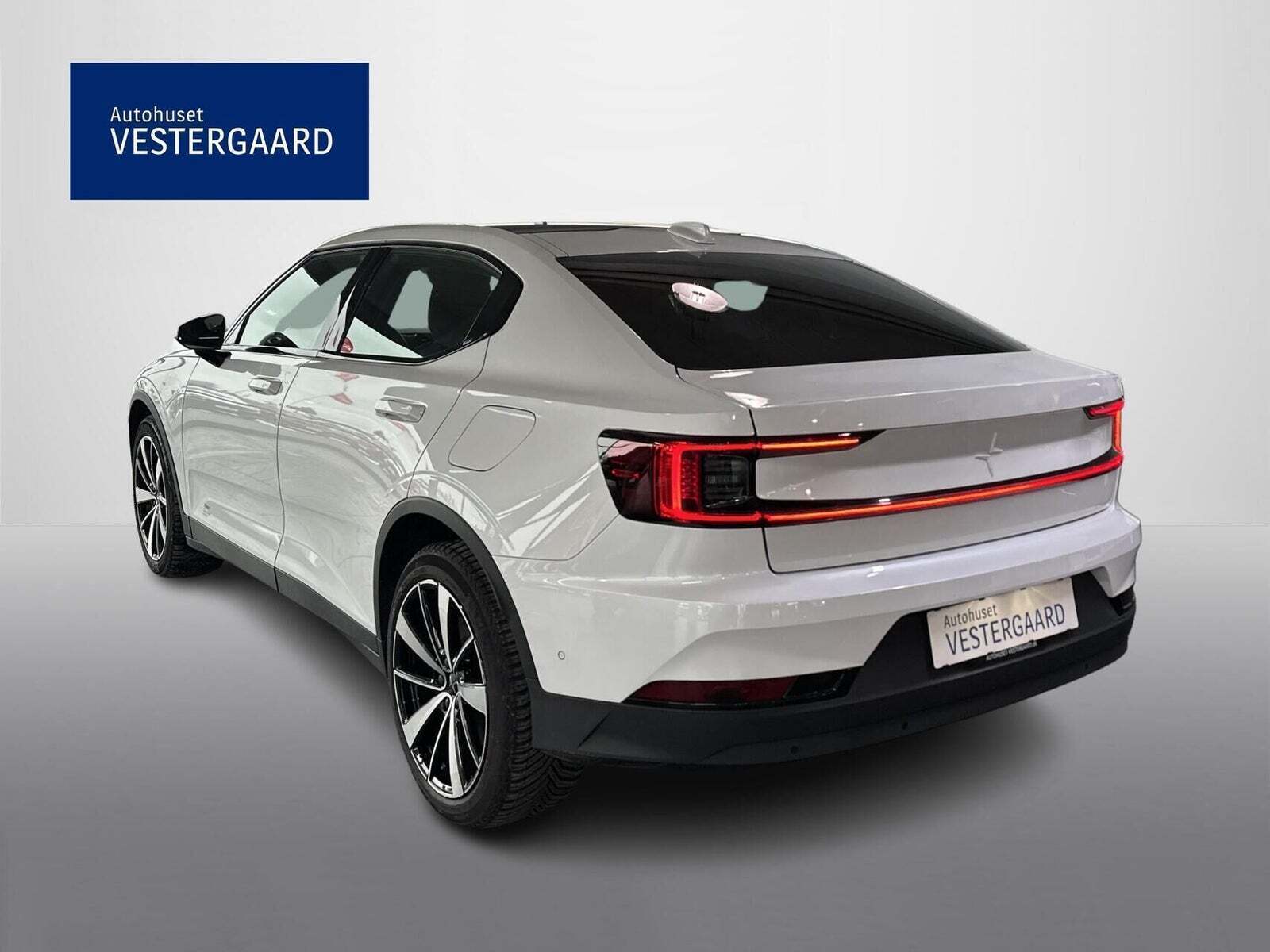 Hvid Polestar 2 fra 2023