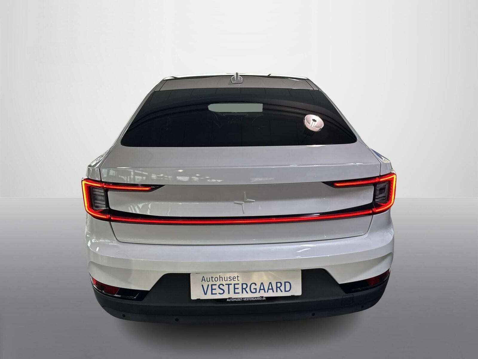 Hvid Polestar 2 fra 2023
