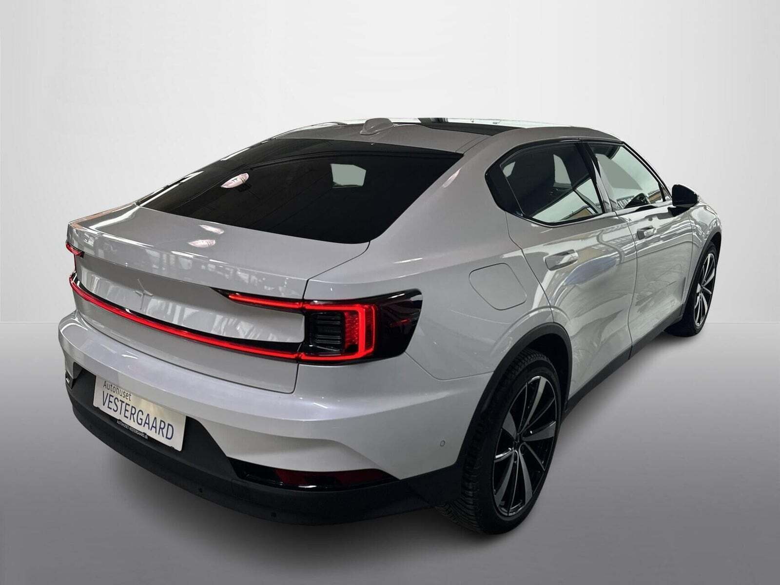 Hvid Polestar 2 fra 2023