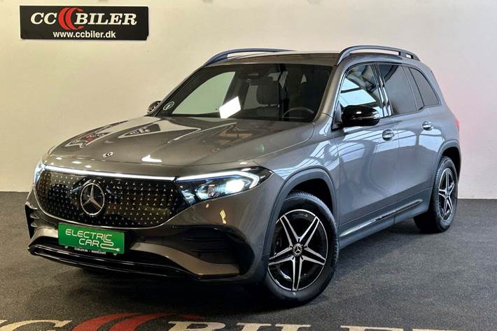 Grå Mercedes EQB250+ fra 2025 set udefra