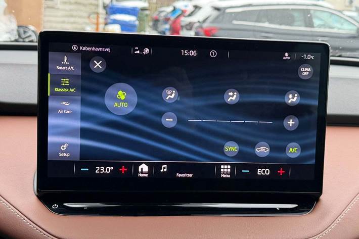 Grøn Skoda Enyaq fra 2023