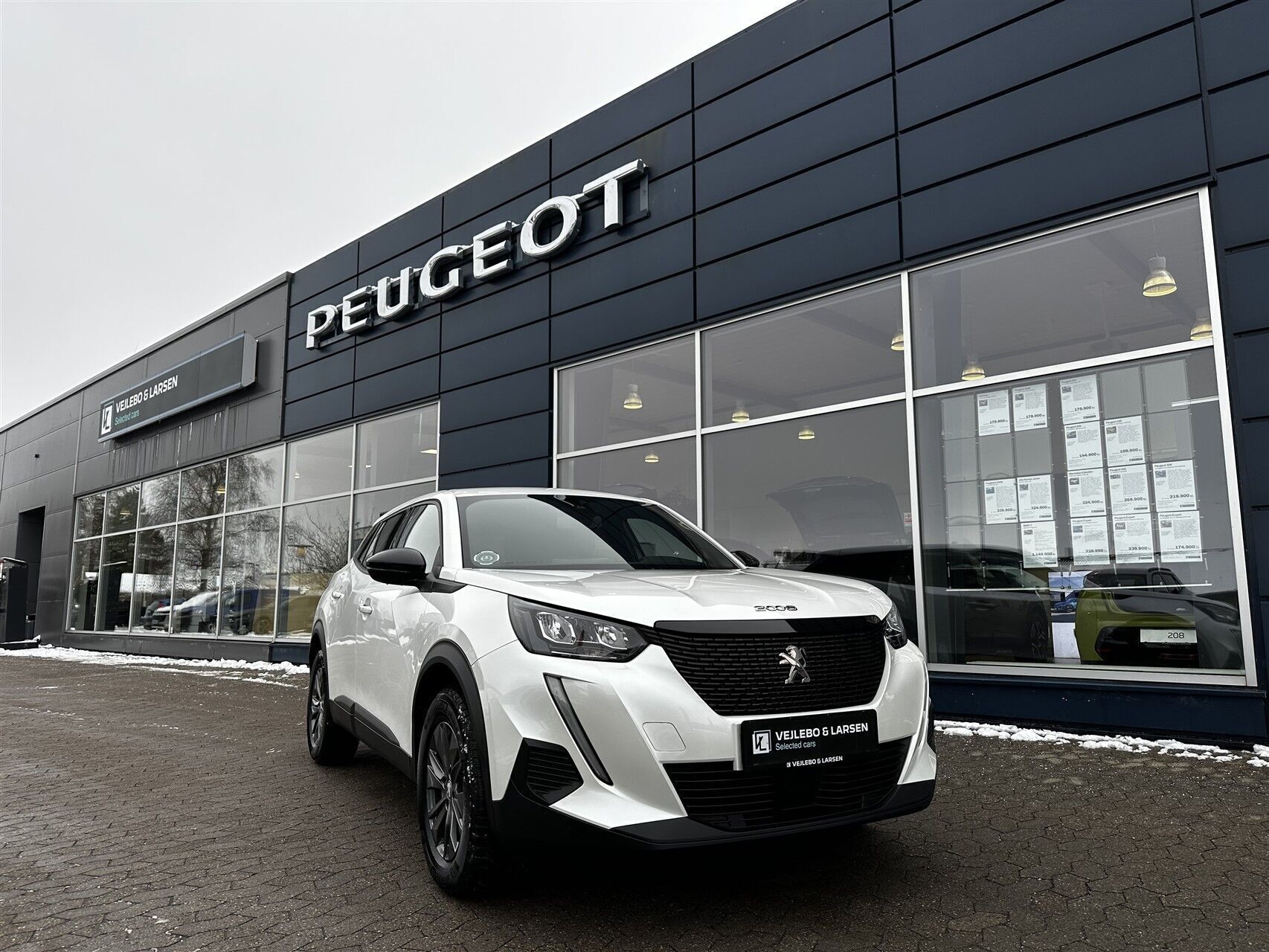 Peugeot 2008 1,2 PureTech Vision Pack EAT8 130HK 5d 8g Aut.