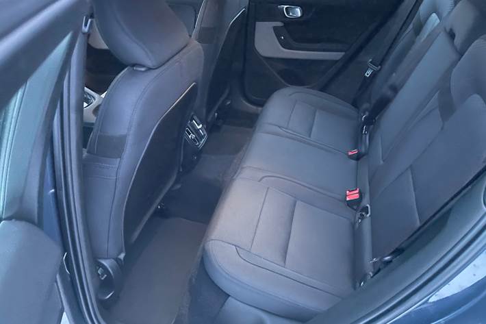 Blå Kia Stonic fra 2021