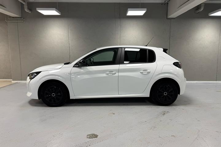 Hvid Peugeot 208 fra 2023