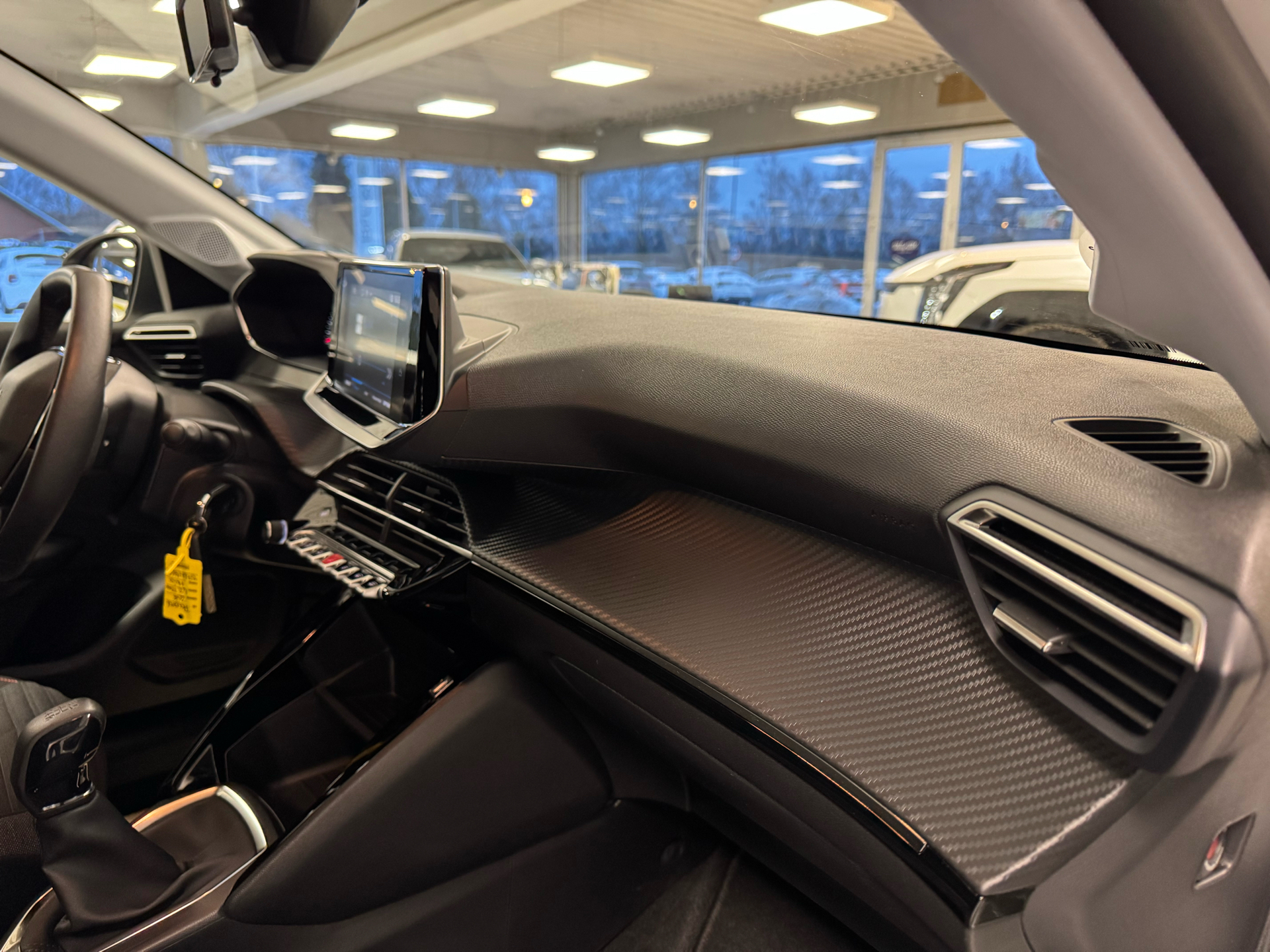 Peugeot 208 1,2 PureTech Active Pack 75HK 5d