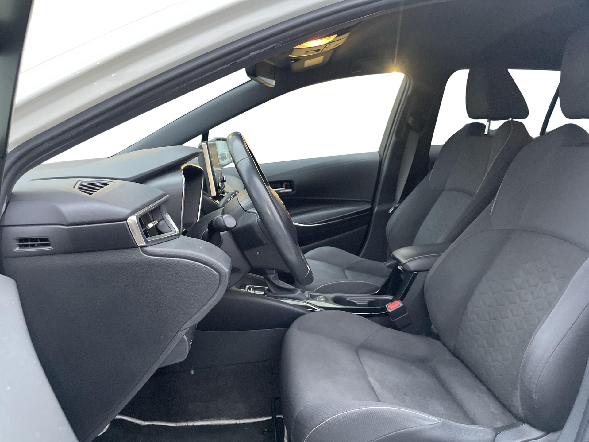 Toyota Corolla 1,8 Touring Sports Hybrid H3 Smart E-CVT 122HK Stc Trinl. Gear