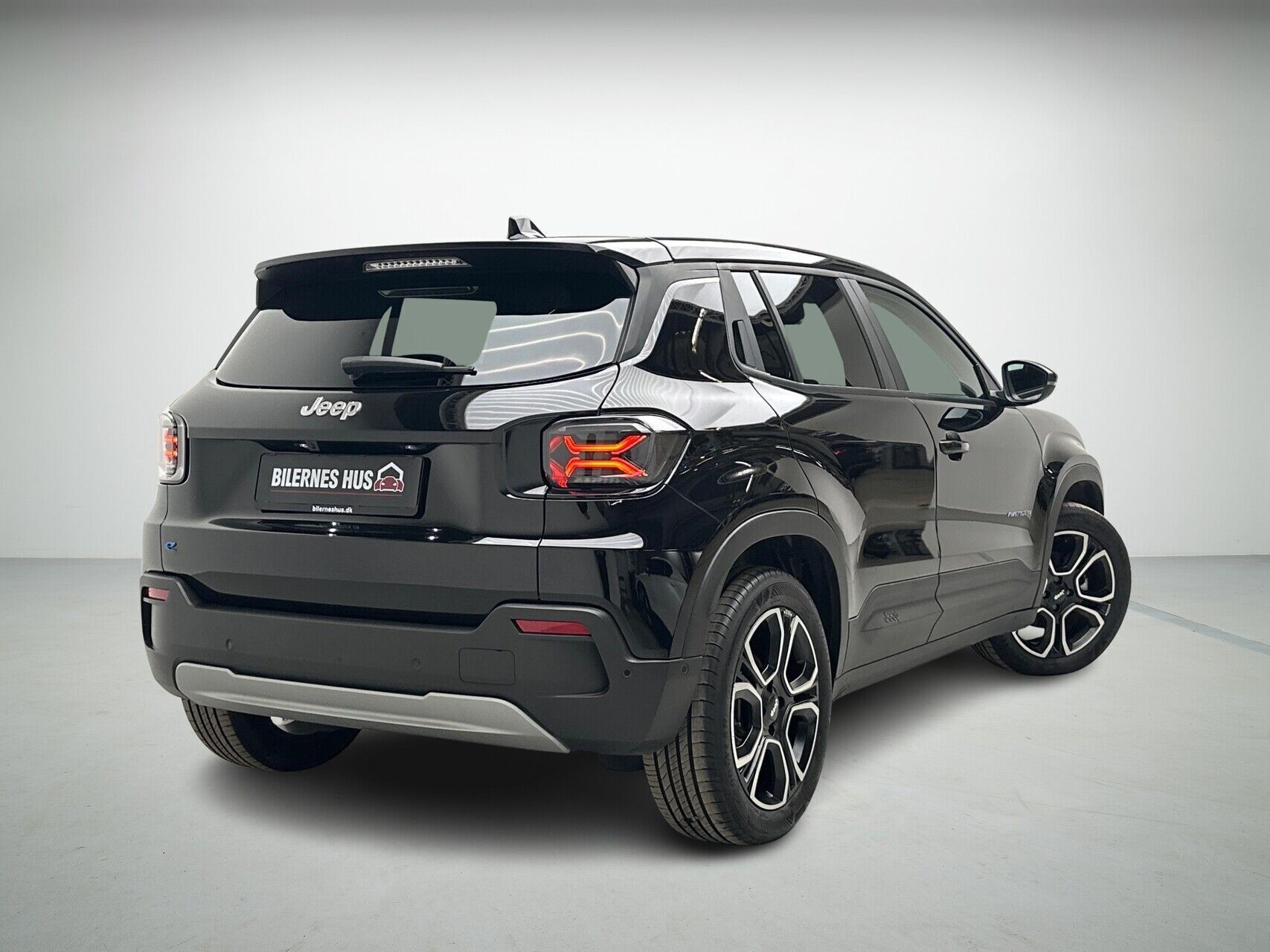 Jeep Avenger EL Summit 156HK 5d Aut.