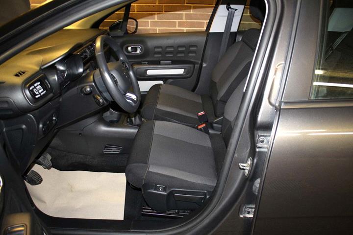 Grå Citroën C3 fra 2019