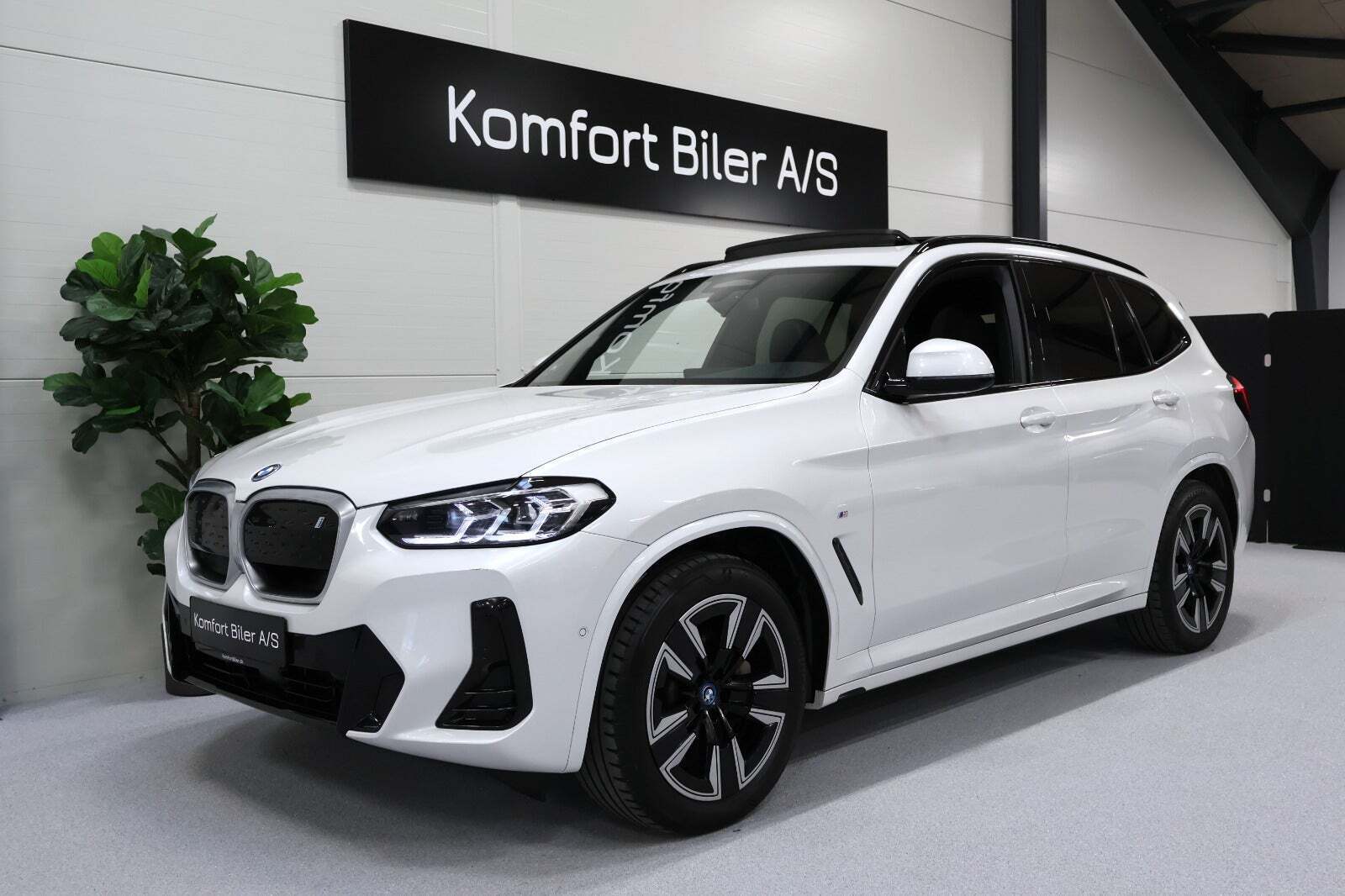 BMW iX3 Charged M-Sport