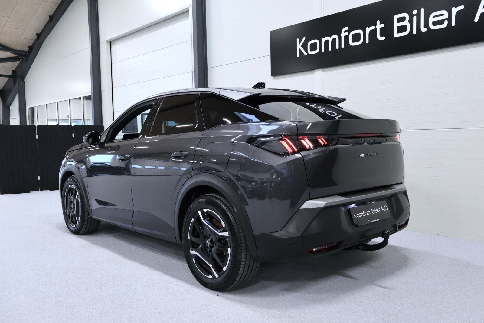 Peugeot e-3008 77 GT