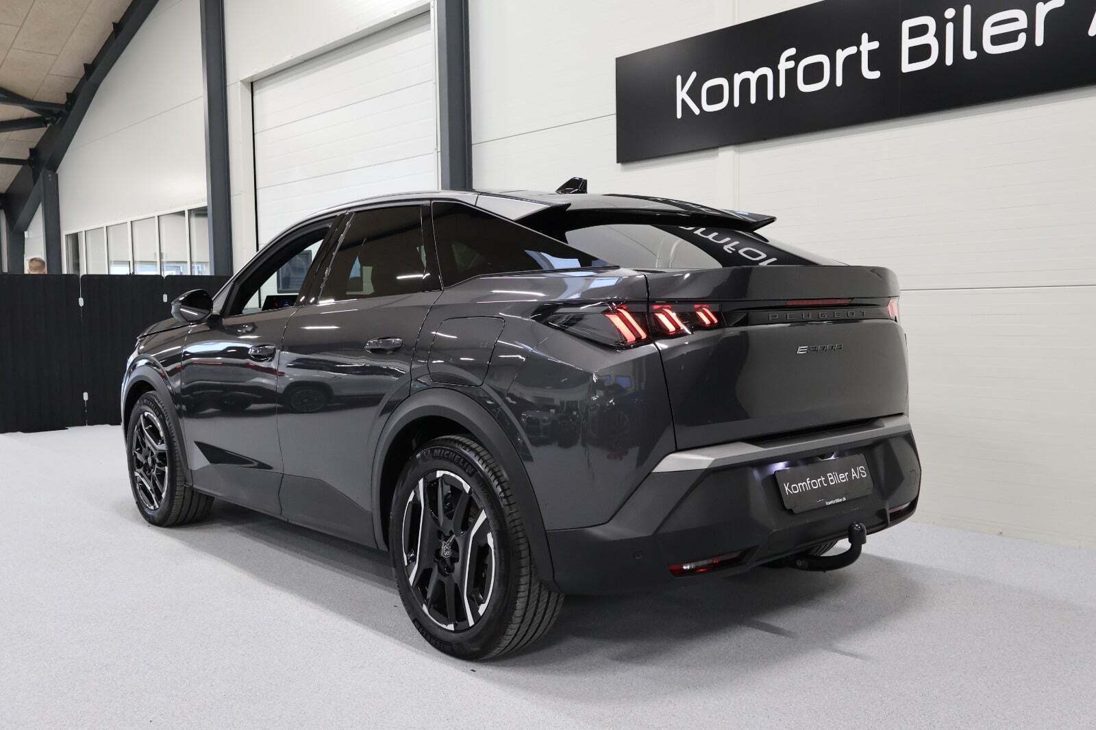 Peugeot e-3008 77 GT