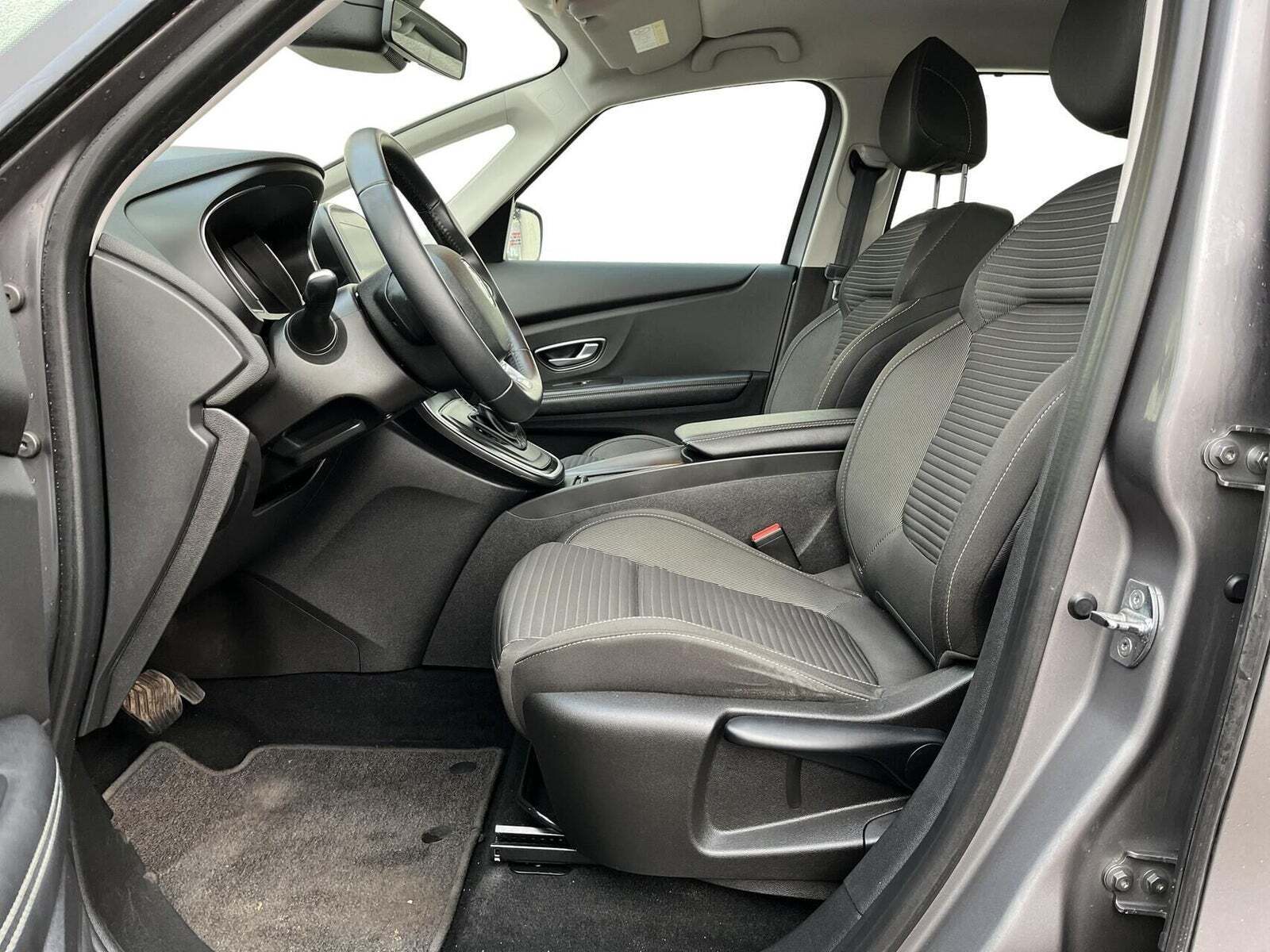 Renault Grand Scenic IV 1,3 TCe 140 Zen EDC