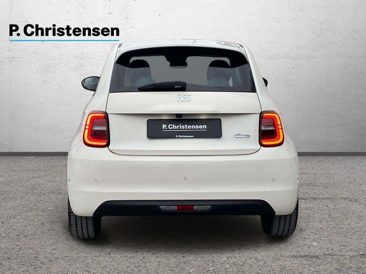 Fiat 500e 42 la Prima 3+1