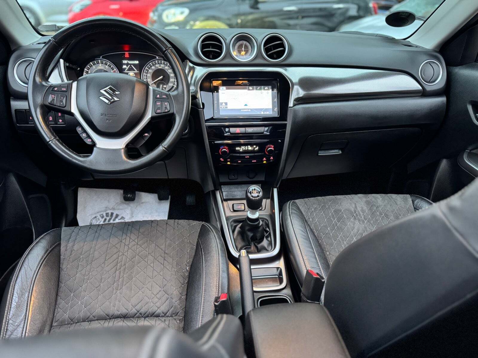 Suzuki Vitara 1,4 mHybrid Adventure