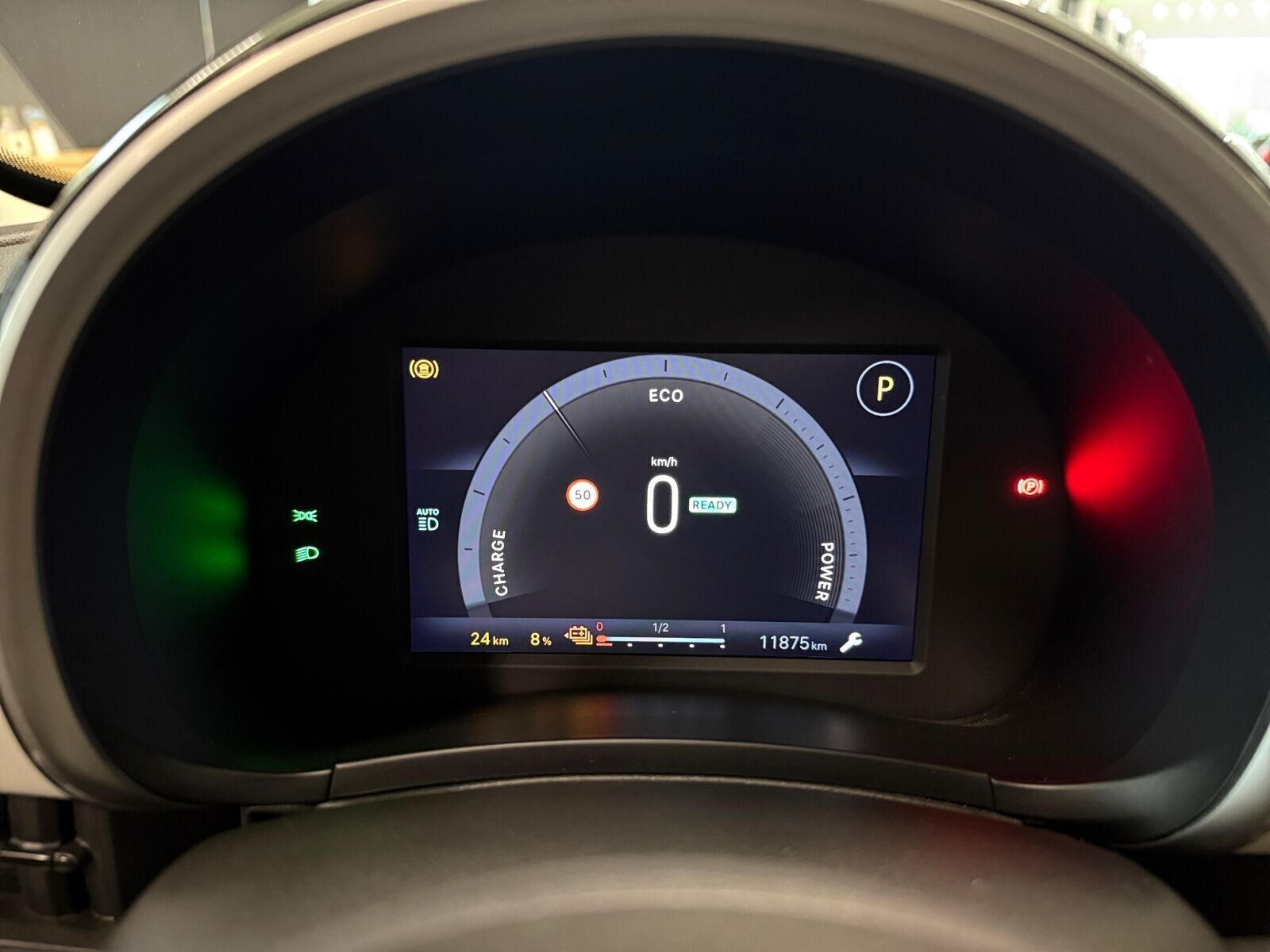 Beige Fiat 600e fra 2024