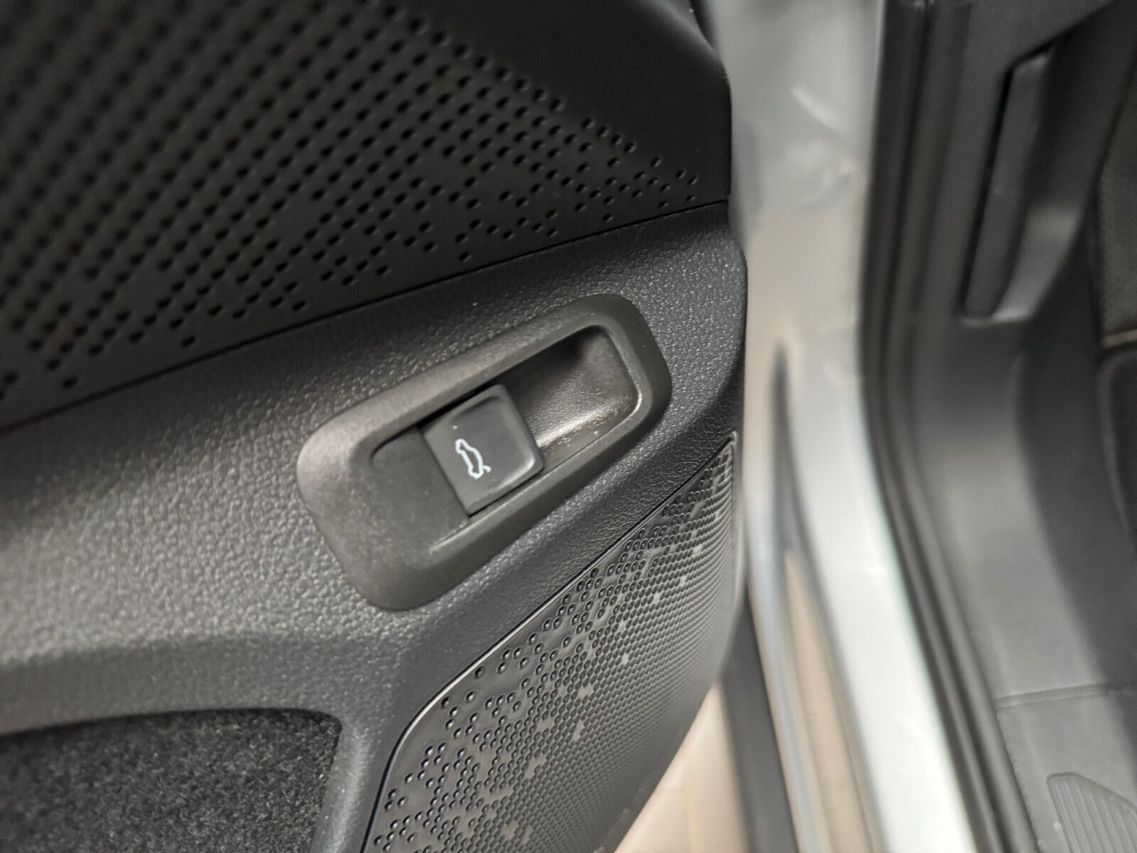 Sølv Skoda Enyaq fra 2024