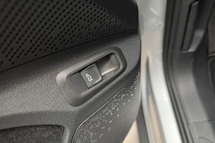 Sølv Skoda Enyaq fra 2024