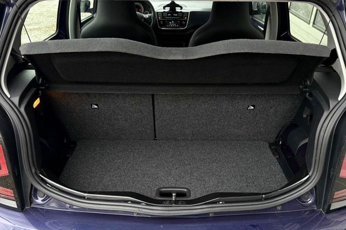 Blå VW UP! fra 2018