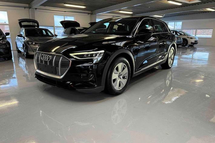 Sort Audi e-tron fra 2020