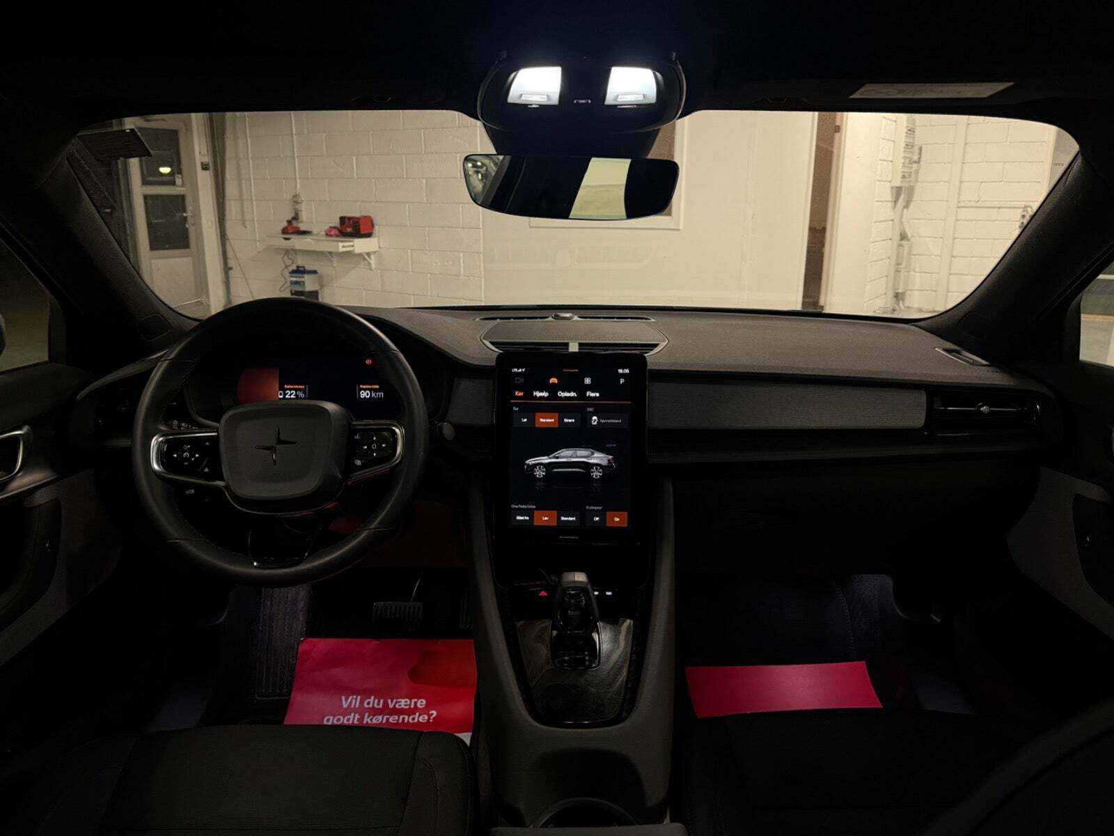 Blå Polestar 2 fra 2022