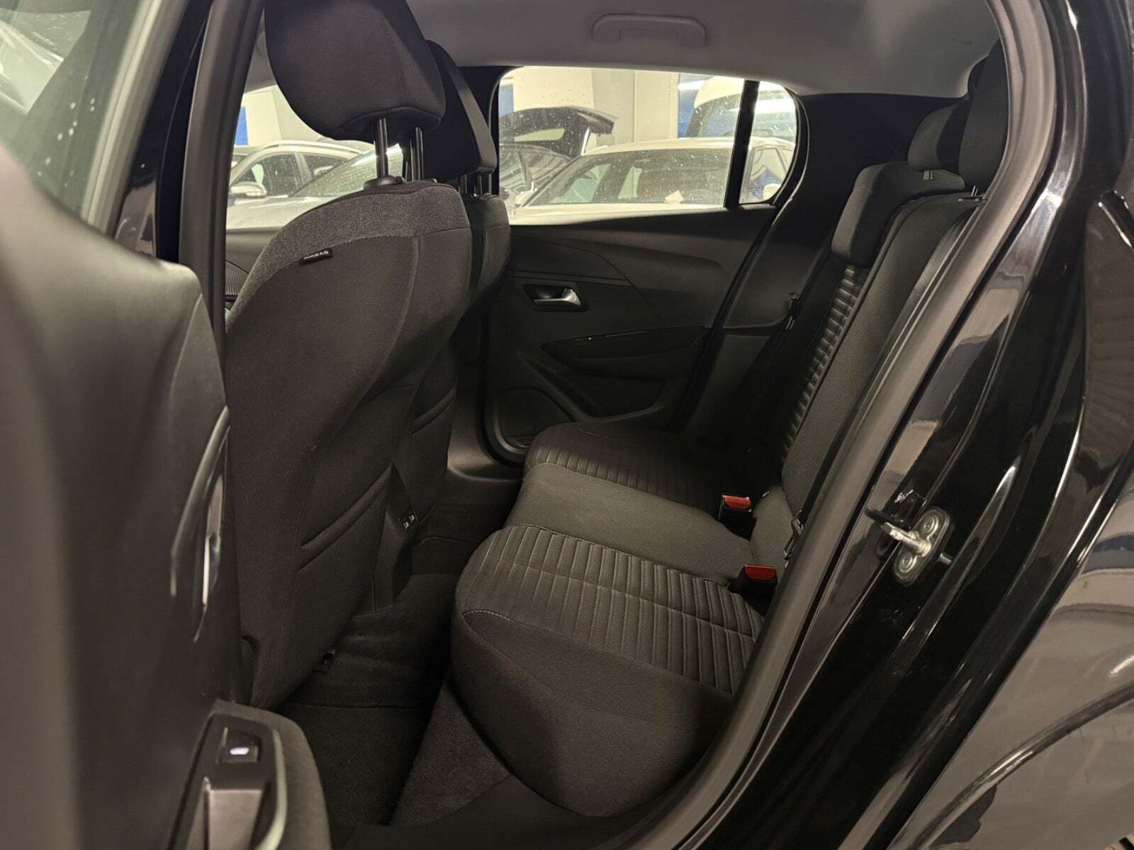 Peugeot e-208 50 Active Pack