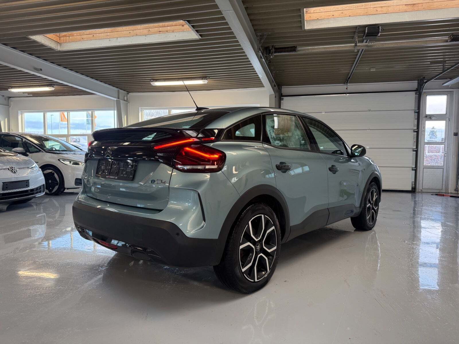 Blå Citroën ë-C4 fra 2022