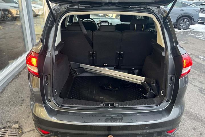 Grå Ford C-MAX fra 2018