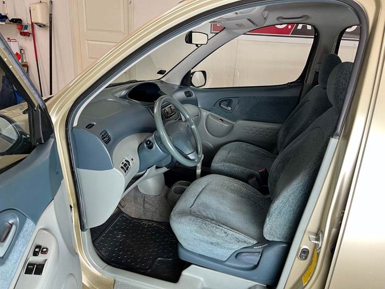 Toyota Yaris Verso 1,3 VVT-i Sol aut.