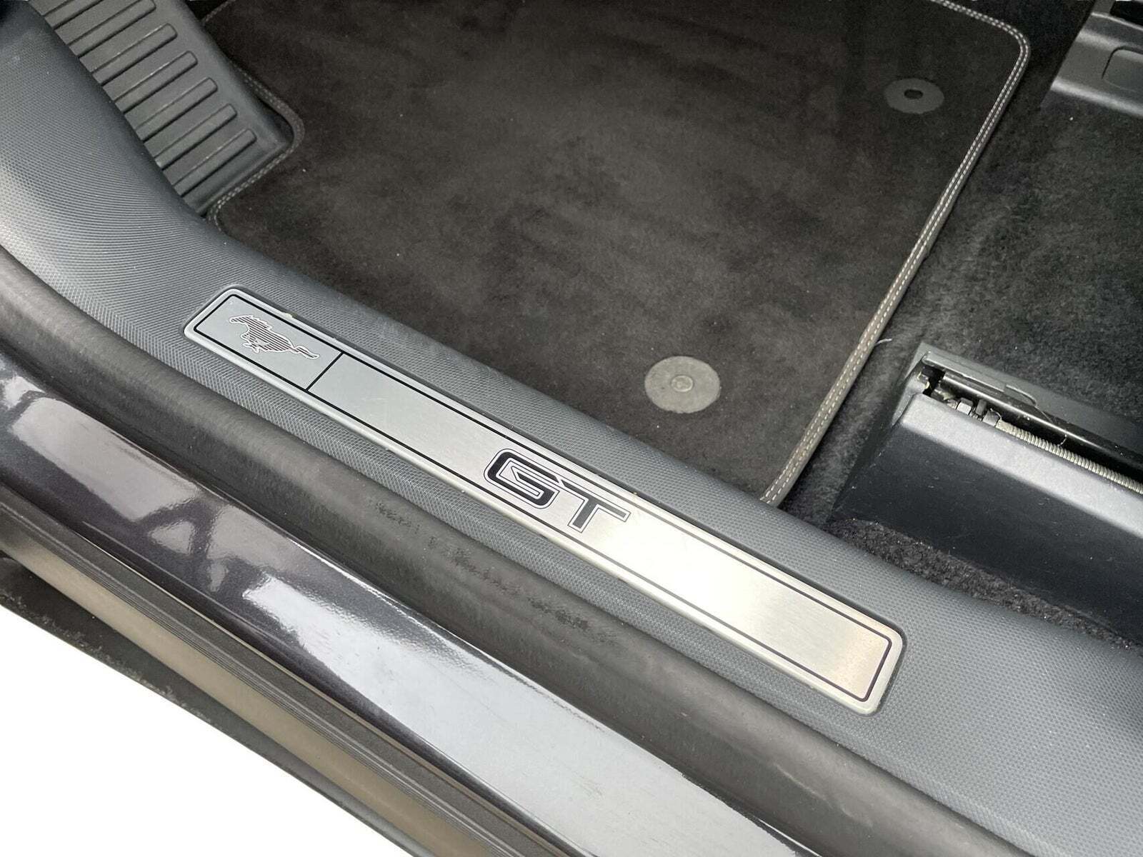 Grå Ford Mustang Mach-E fra 2022