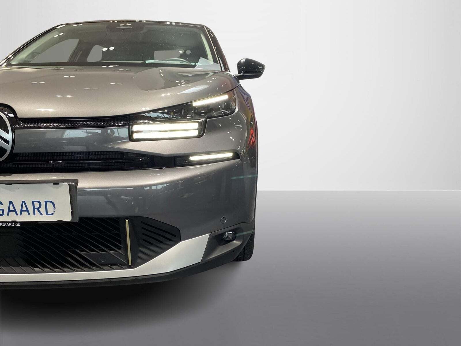 Grå Citroën ë-C4 fra 2025